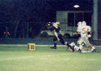 Greg Richter runs after pass catch